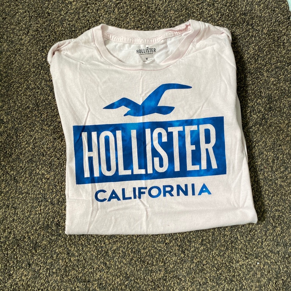 Hollister T shirt